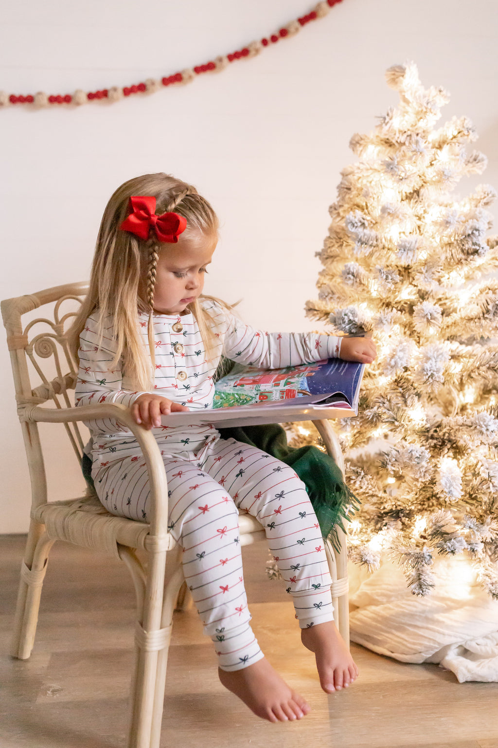 Tied with a Bow Christmas 2pc Bamboo Pajamas *2T Left