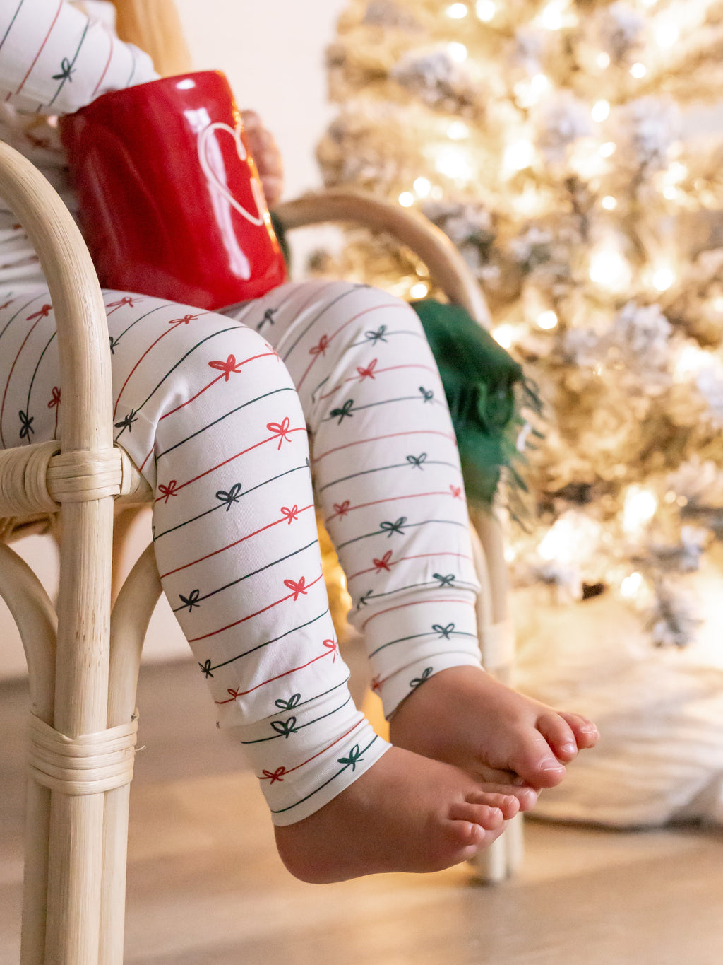 Tied with a Bow Christmas 2pc Bamboo Pajamas *2T Left