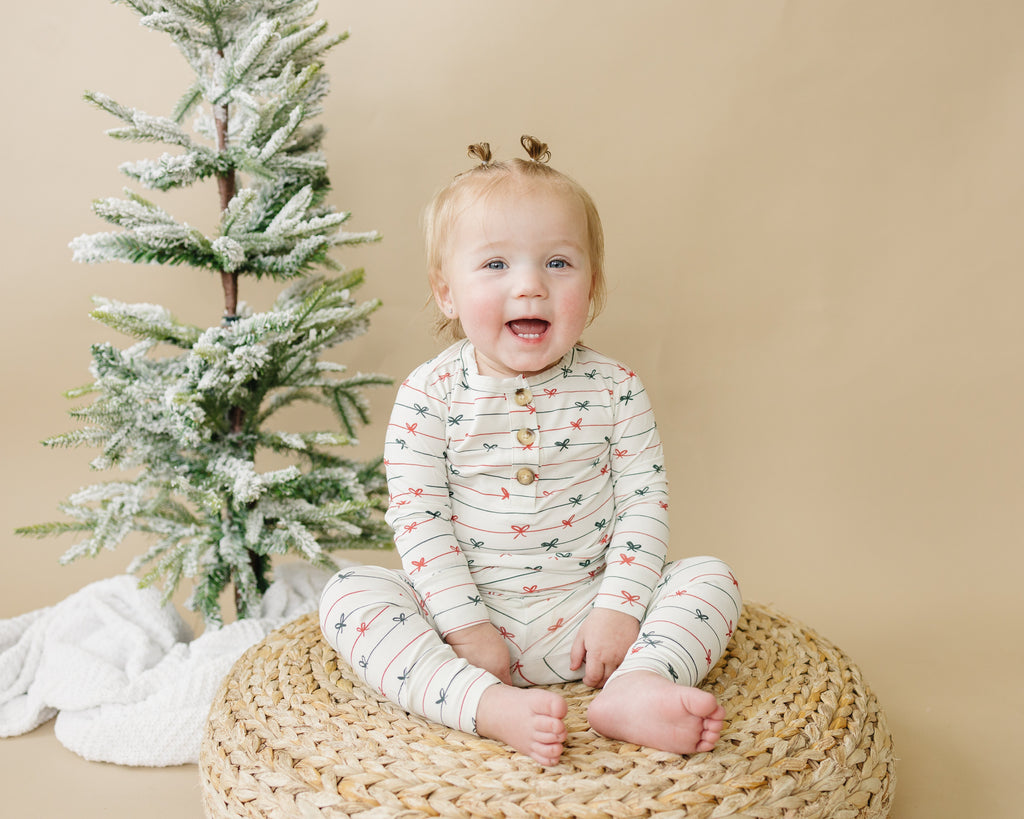 Tied with a Bow Christmas 2pc Bamboo Pajamas *2T Left